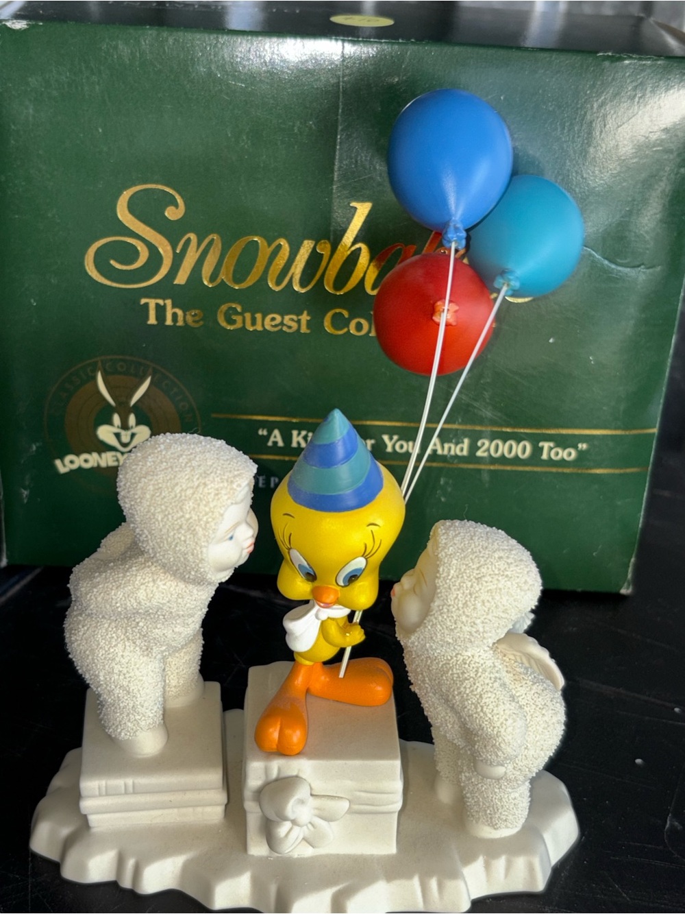 Snowbabies “A kiss for you and 2000 too”